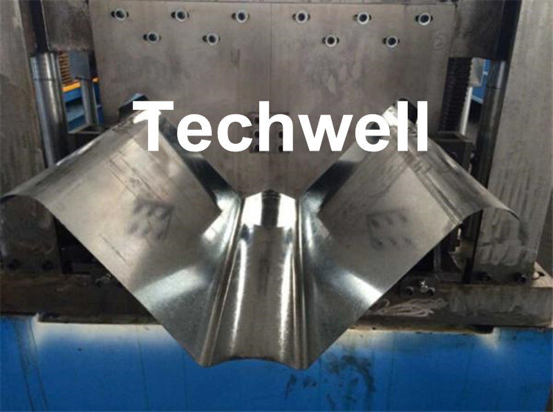 Petit pain électrique de panneau de toit de grande envergure des stations 17.7KW de la coupe 17 formant l'acier de la machine 45#