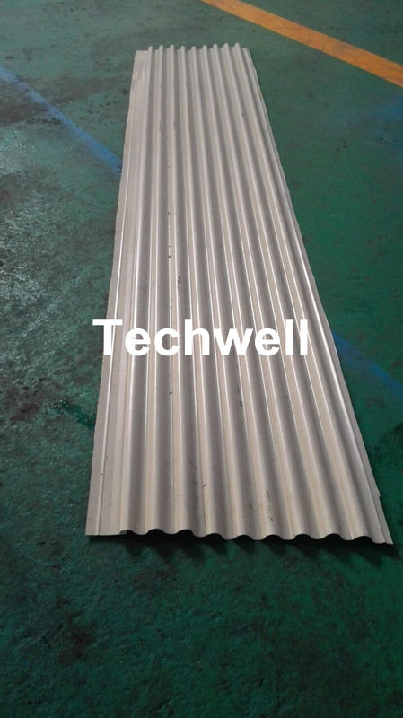 La structure métallique de guidage de colonne laminent à froid former la machine pour faire le panneau ondulé de feuille avec l'épaisseur de 0.3-0.7mm